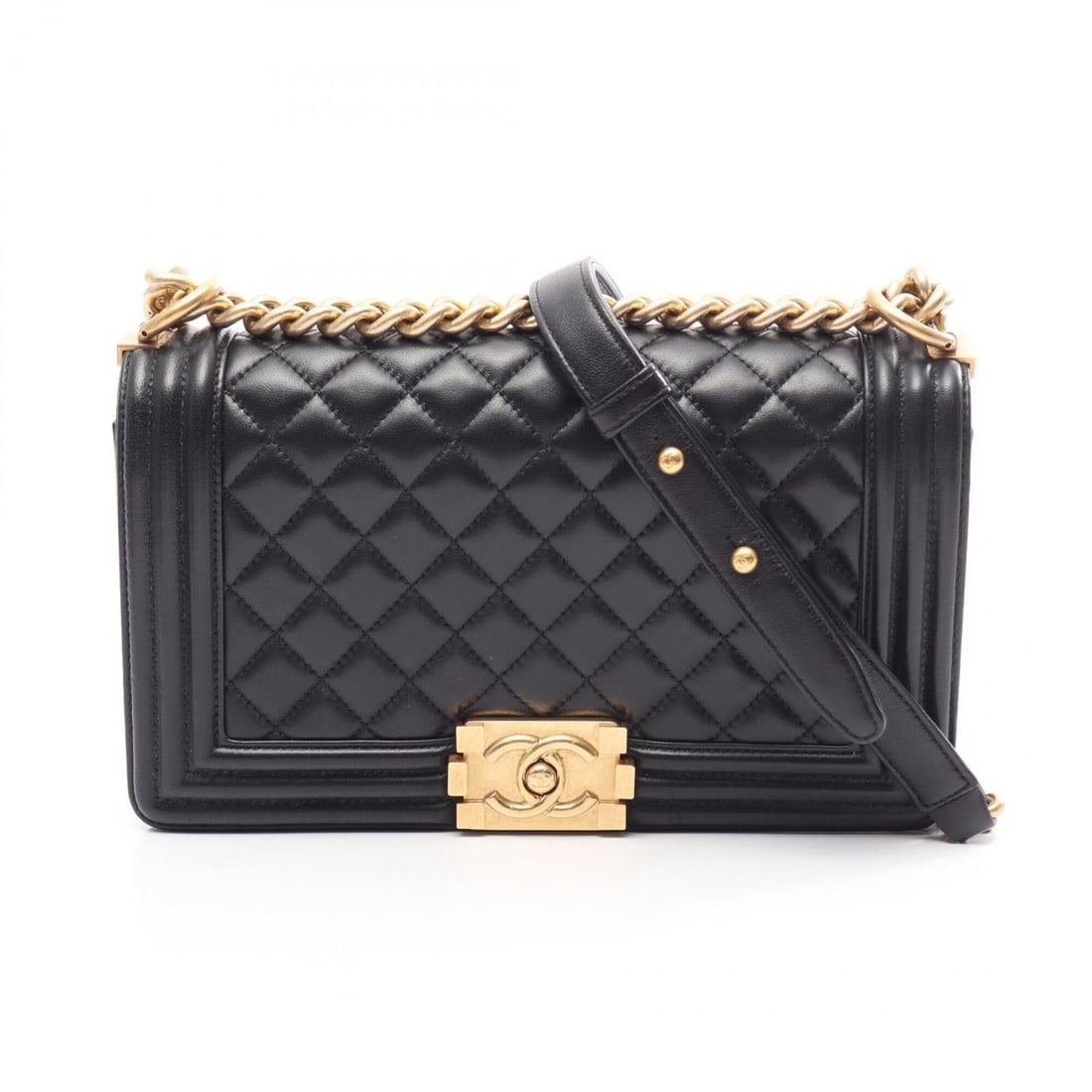 Chanel Boy Shoulder Bag/Handbag, Lambskin Leather, Women's, Black, A67086: --- Catalog ---Category: SizeSize (HxWxD): 14.5cm x 25cm x 7cm / 5.7'' x 9.84'' x 2.75''Category: DesignType: Handbag, Shoulder bagColor: BlackGender: WomenMaterial: Leather Leather/Fur Type: Lambskin