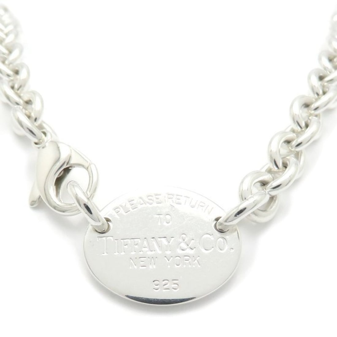 TIFFANY&Co. Tiffany & Co. Return to Oval Tag Necklace SV925 Women's 295750: --- Catalog ---Category: SizeWeight: 51.5g / 1.81oz.Pendant Size: 17.9mm x 22.5mm / 0.7'' x 0.88''Neck Circumference: 39 cm / 15.35''Category: DesignGender: WomenMaterial: Silver 925Necklace Type: Nec