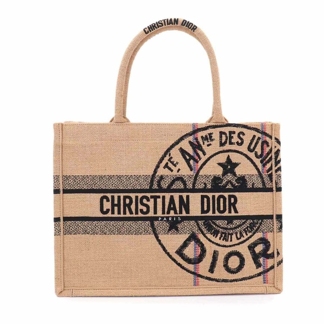 Christian Dior Book Tote Medium, Union Motif Handbag, Jute Canvas, Beige, M1296ZRUW: --- Catalog ---Category: SizeSize (HxWxD): 27.5cm x 36.5cm x 16cm / 10.82'' x 14.37'' x 6.29''Category: DesignType: Handbag, Tote bagColor: BeigeGender: WomenMaterial: Canvas , Hemp Category: GeneralM