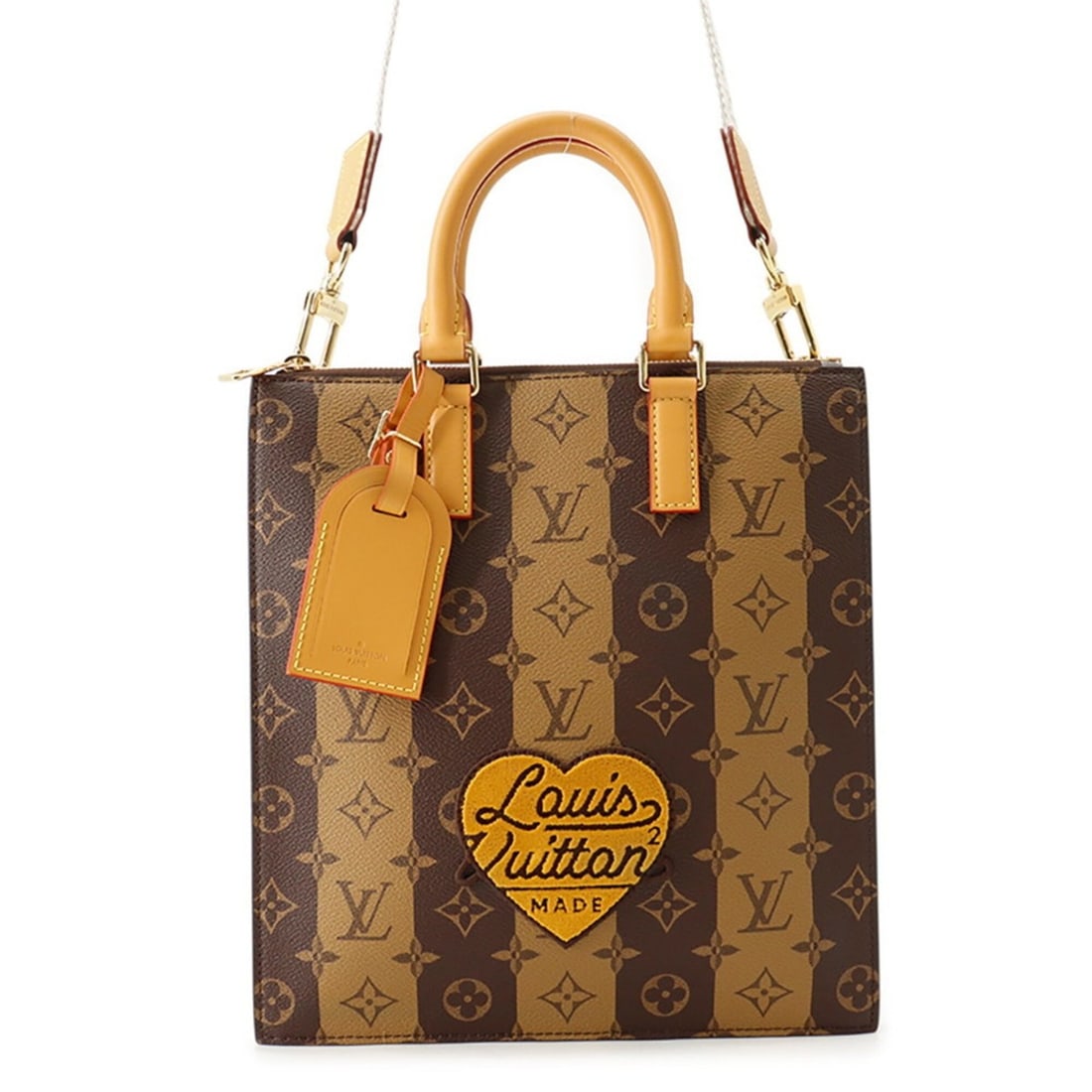 Louis Vuitton Monogram Stripe Sac Plat Handbag M45969 LOUIS VUITTON 2-way NIGO Collaboration for Men: --- Catalog ---Category: SizeWeight: 710g / 1.56lb.Size (HxWxD): 28cm x 26cm x 6cm / 11.02'' x 10.23'' x 2.36''Strap Length: 94cm - 128cm / 37'' - 50.39''Category: DesignType: HandbagColor: BrownGende