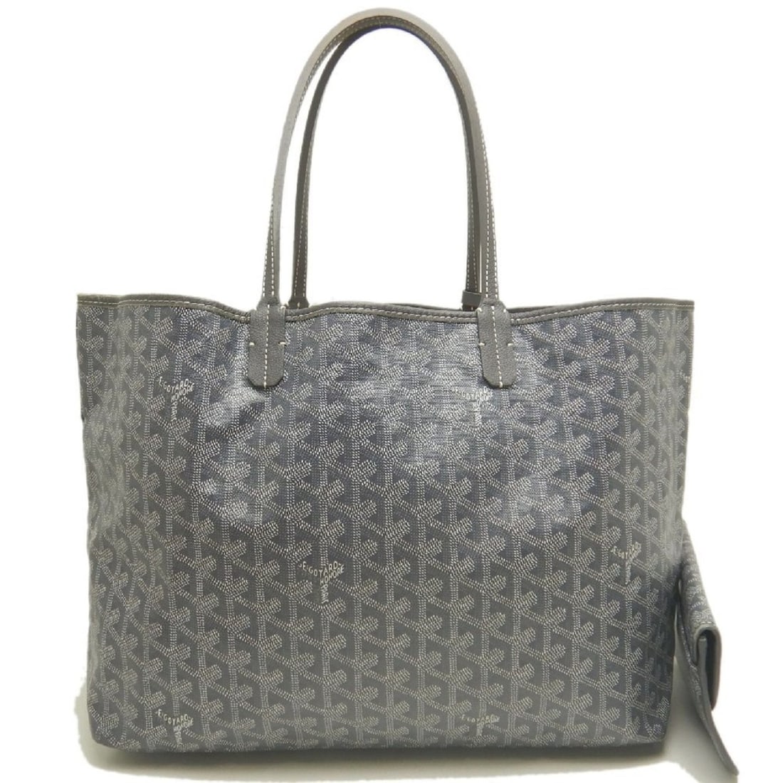 GOYARD Saint Louis PM STLOUIPMLTY51CL51P Tote Bag, Gray, Women's, ¥254,000: --- Catalog ---Category: SizeSize (HxWxD): 27cm x 47cm x 14cm / 10.62'' x 18.5'' x 5.51''Category: DesignType: Tote bagColor: GrayGender: WomenClosure: OpenMaterial: Coated canvas Hardware Color: Silv