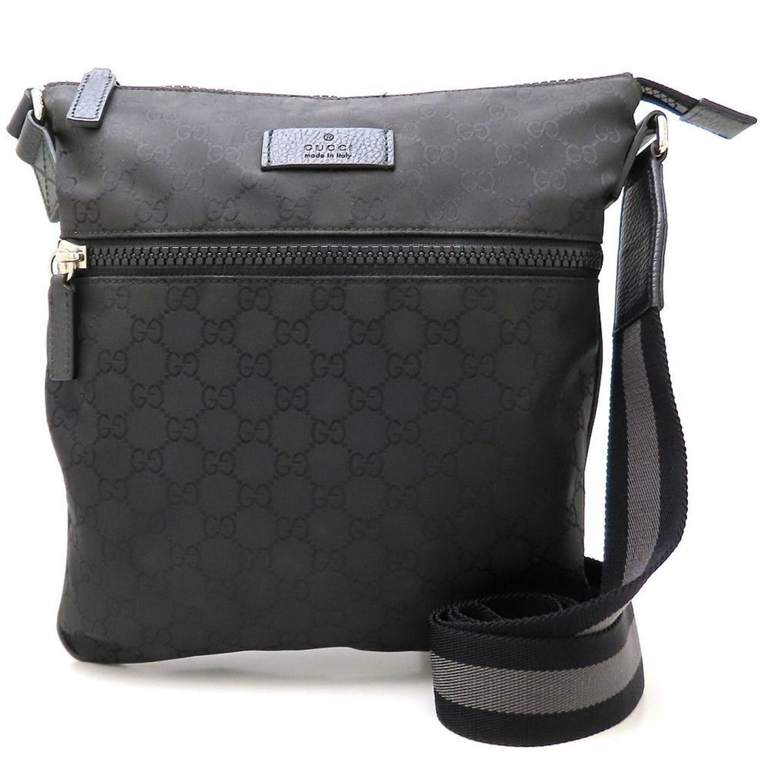 GUCCI 449184 Shoulder Bag GG Nylon x Leather Black Women's 353379: --- Catalog ---Category: SizeSize (HxWxD): 30cm x 27cm x 3cm / 11.81'' x 10.62'' x 1.18''Strap Length: 86cm - 144.5cm / 33.85'' - 56.88''Category: DesignType: Shoulder bagColor: BlackGender: WomenClos