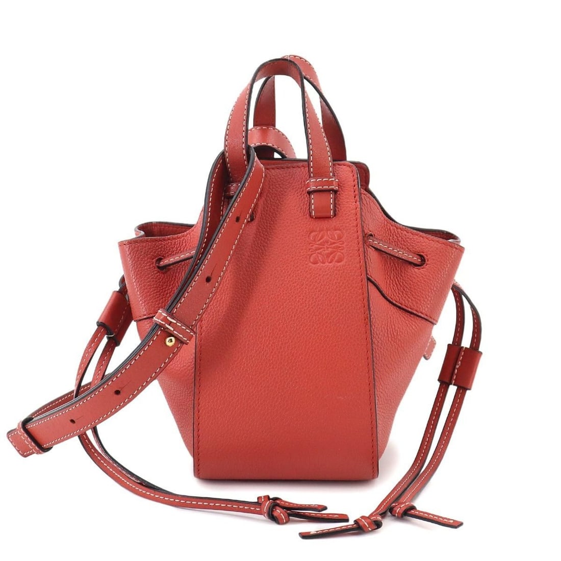 LOEWE Hammock Drawstring Mini 2-way Handbag Shoulder Bag Leather Red: --- Catalog ---Category: SizeWeight: 325g / 11.46oz.Size (HxWxD): 19cm x 25cm x 17cm / 7.48'' x 9.84'' x 6.69''Strap Length: 105cm - 120cm / 41.33'' - 47.24''Handle Length: 15cm / 5.9''Category: Desig
