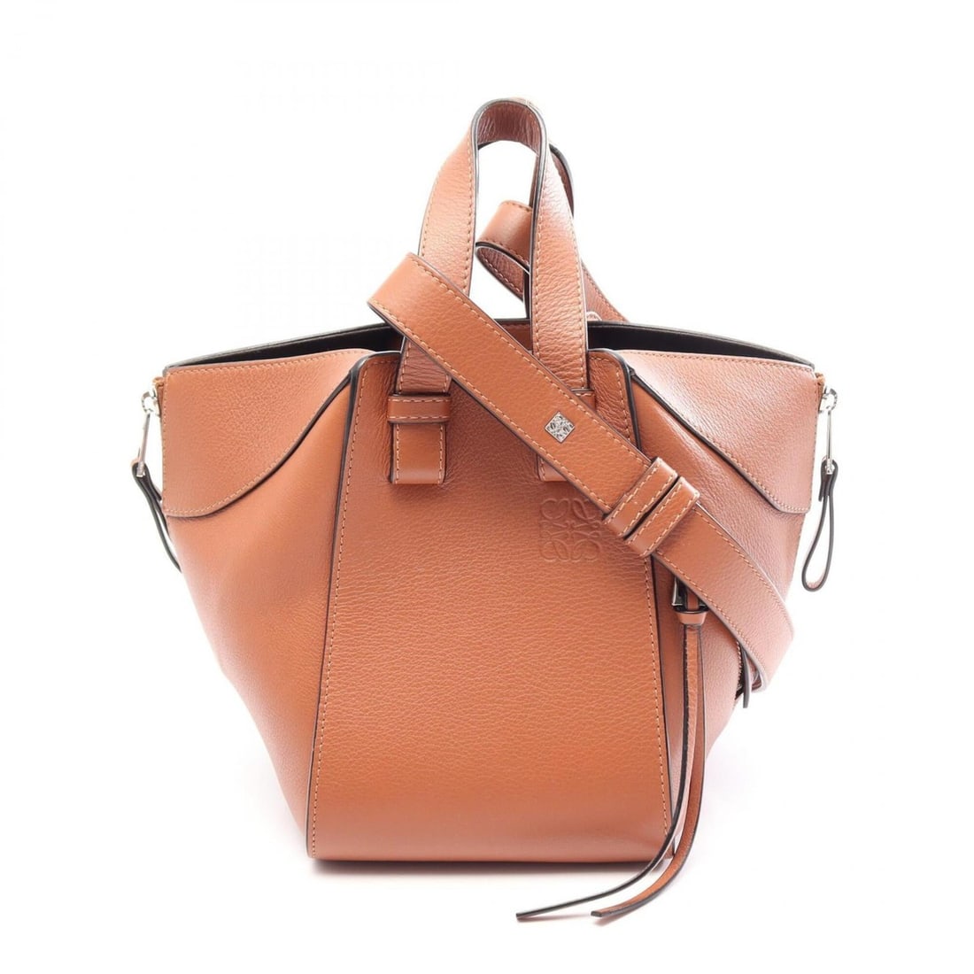 Loewe Hammock Bag, Compact 2-Way Handbag, Leather, Women's, Brown: --- Catalog ---Category: SizeSize (HxWxD): 20cm x 14cm x 18cm / 7.87'' x 5.51'' x 7.08''Category: DesignType: HandbagColor: BrownGender: WomenMaterial: Leather Category: GeneralBrand: Loewe--- Item Li