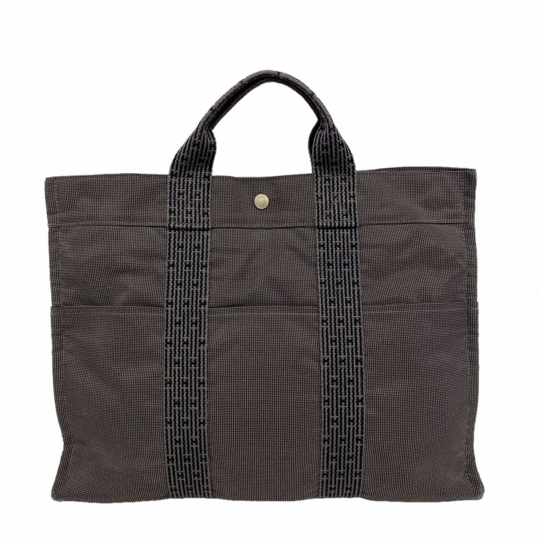 Hermes Herline MM Canvas Tote Bag, Gray, Men's & Women's: --- Catalog ---Category: SizeSize (HxWxD): 32cm x 43cm x 11.5cm / 12.59'' x 16.92'' x 4.52''Category: DesignType: Tote bagColor: GrayGender: Men,WomenMaterial: Canvas Hardware Color: SilverCategory: G