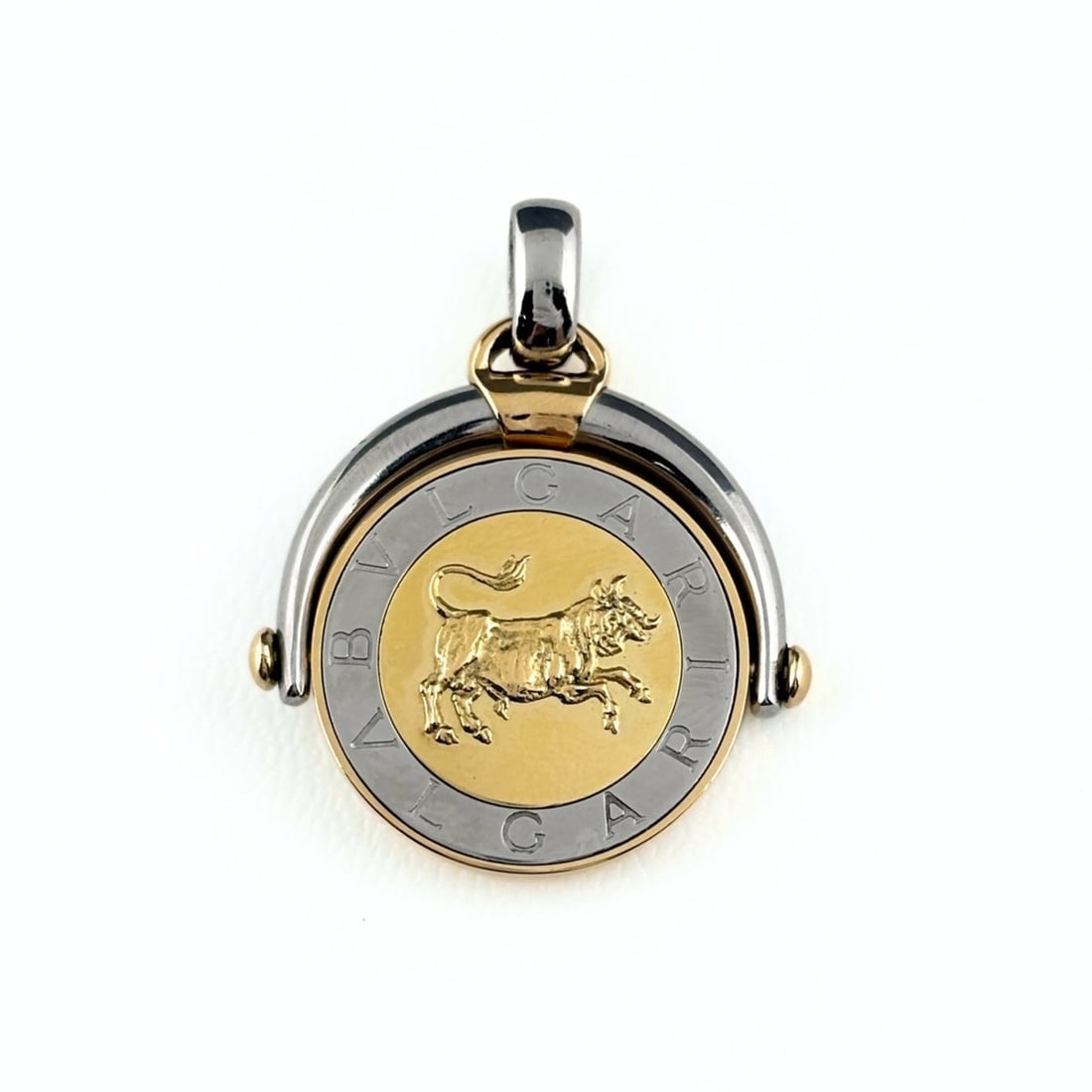 Bulgari BVLGARI Horoscope Top YG Yellow Gold Pendant 750 Women's: --- Catalog ---Category: SizePendant Size: 35.6mm x 28mm / 1.4'' x 1.1''Category: DesignColor: Yellow goldGender: WomenMaterial: Yellow gold (18K)Necklace Type: PendantCategory: GeneralBrand: Bvlgari-