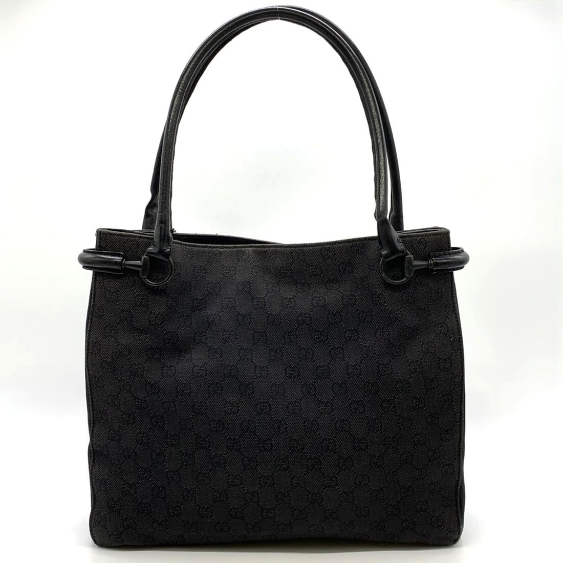 GUCCI 101346 Tote Bag Shoulder GG Canvas Black Women's: --- Catalog ---Category: SizeSize (HxWxD): 30cm x 35cm x 10cm / 11.81'' x 13.77'' x 3.93''Strap Length: 60cm / 23.62''Category: DesignType: Shoulder bag, Tote bagColor: BlackGender: WomenMaterial: GG 