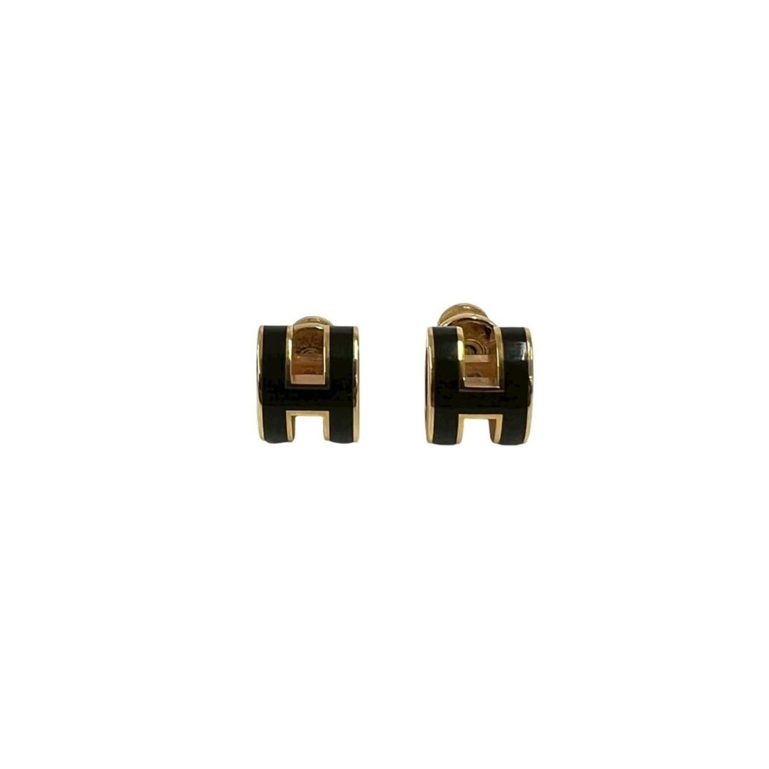 HERMES Pop H Earrings, GP (Gold and Black), 95308: --- Catalog ---Category: SizeSize (HxWxD): 9.00mm x 7.00mm / 0.35'' x 0.28''Category: DesignType: Stud earringsColor: Black, GoldGender: WomenMaterial: Gold platingCategory: GeneralBrand: Hermes--- It
