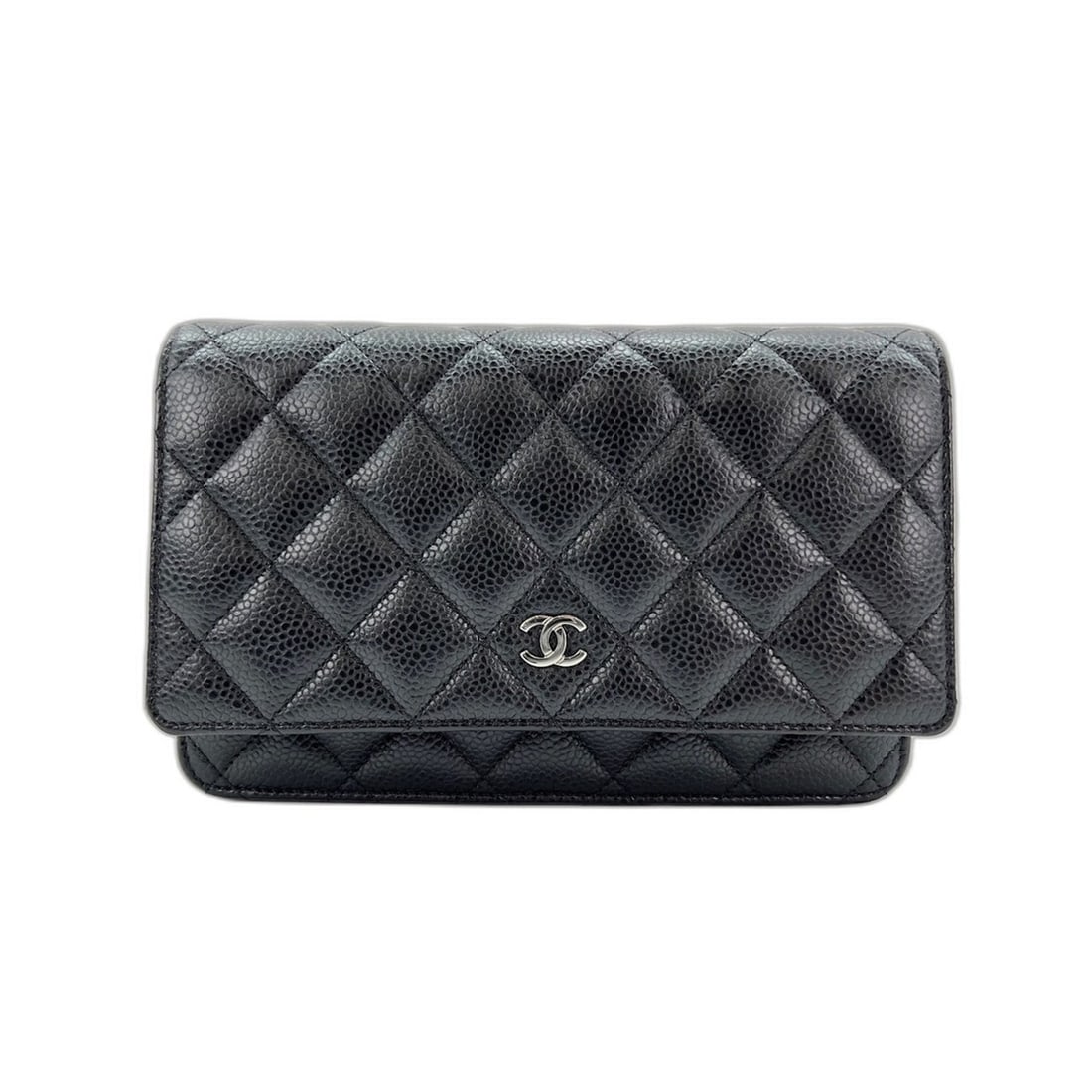 Chanel Matelassé Shoulder Bag, Black: --- Catalog ---Category: SizeSize (HxWxD): 13cm x 19cm x 3cm / 5.11'' x 7.48'' x 1.18''Category: DesignType: Shoulder bagColor: BlackGender: WomenCategory: GeneralBrand: Chanel--- Item List ---Section