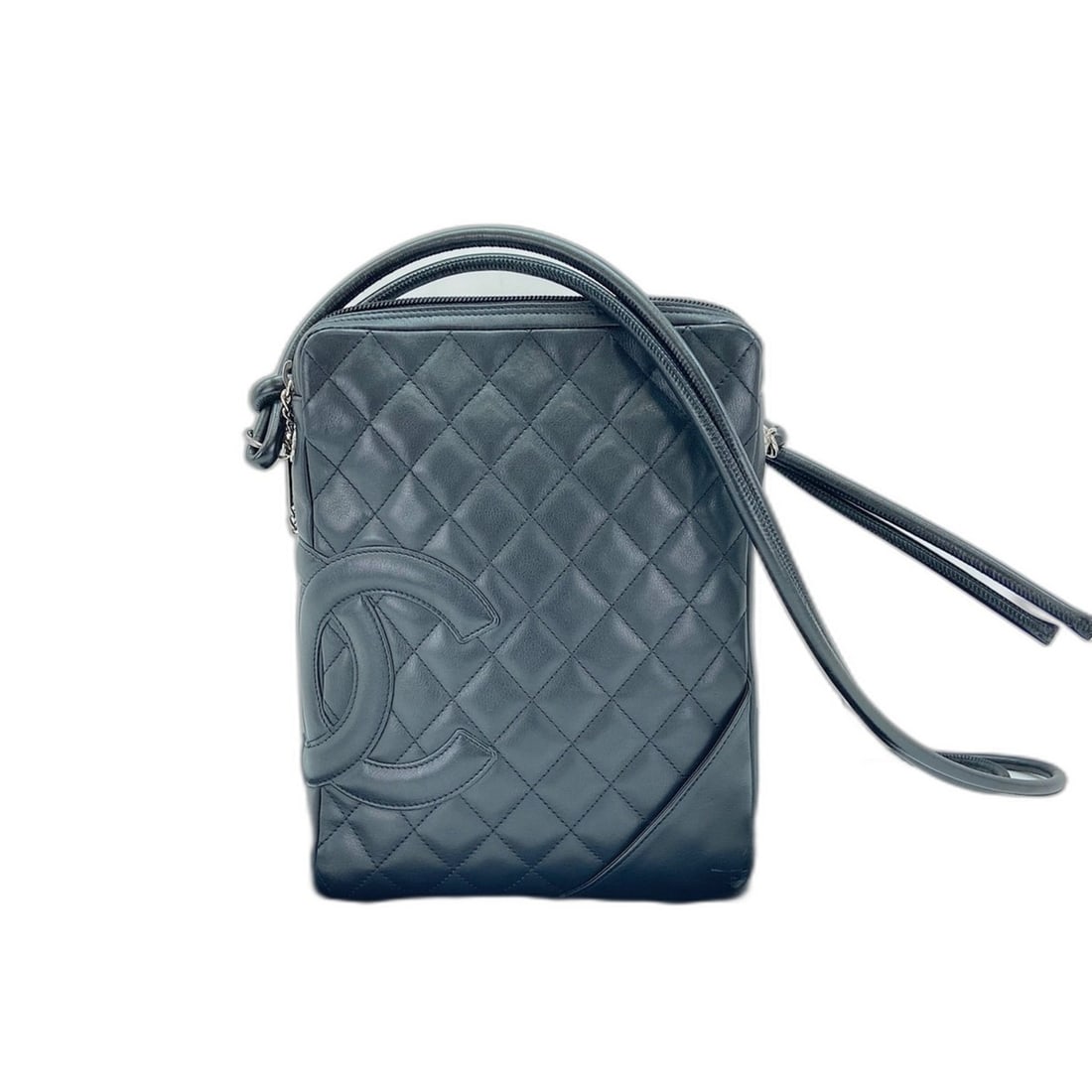Chanel Cambon Line Shoulder Bag, Black: --- Catalog ---Category: SizeSize (HxWxD): 25cm x 19cm x 3cm / 9.84'' x 7.48'' x 1.18''Strap Length: 120cm / 47.24''Category: DesignType: Shoulder bagColor: BlackGender: WomenMaterial: Cambon ligne Ca