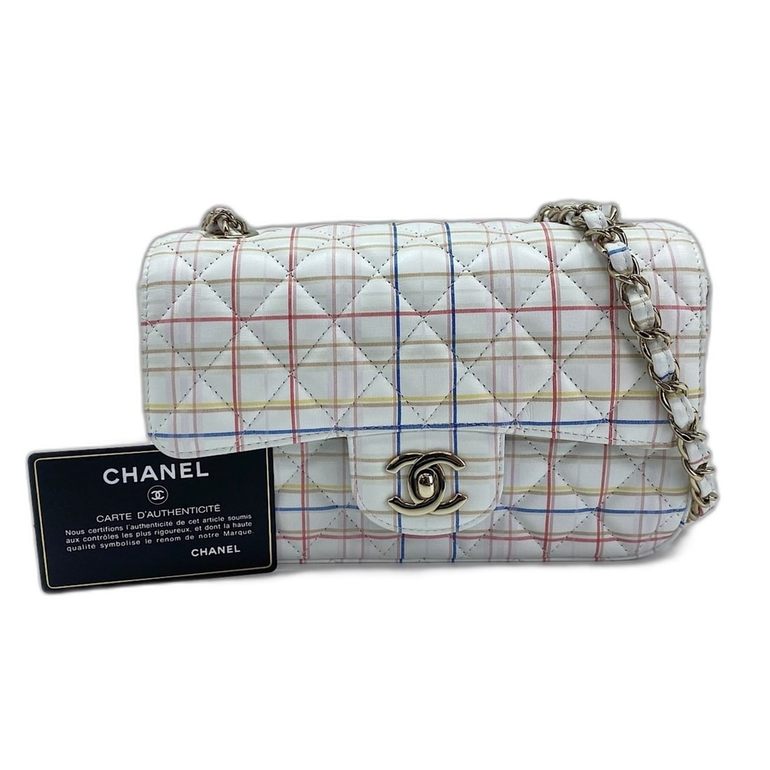 Chanel Mini Flap 20 Shoulder Bag, White: --- Catalog ---Category: SizeSize (HxWxD): 13cm x 20cm x 6cm / 5.11'' x 7.87'' x 2.36''Strap Length: 54cm / 21.25''Category: DesignType: Shoulder bagColor: WhiteGender: WomenCategory: GeneralBrand: Ch