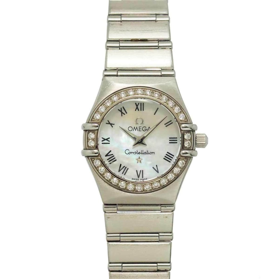 Omega Constellation Mini 1466 61 Ladies' Watch, Diamond Bezel, White Shell, Quartz Watch: --- Catalog ---Category: SizeWrist Size: 15.5cm / 6.1''Case Diameter: 22mm / 0.87''Category: DesignType: WristwatchGender: WomenColor (Dial): White shellMaterial (Band): Stainless steelMaterial (Case)