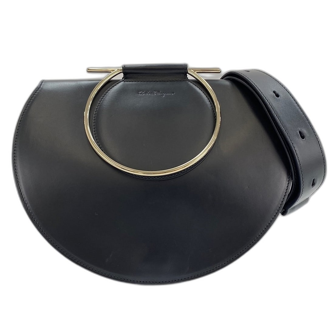 Salvatore Ferragamo 2-way shoulder bag, leather, black: --- Catalog ---Category: SizeSize (HxWxD): 19cm x 27cm x 9cm / 7.48'' x 10.62'' x 3.54''Category: DesignType: Shoulder bagColor: BlackGender: WomenCategory: GeneralBrand: Salvatore Ferragamo--- Item