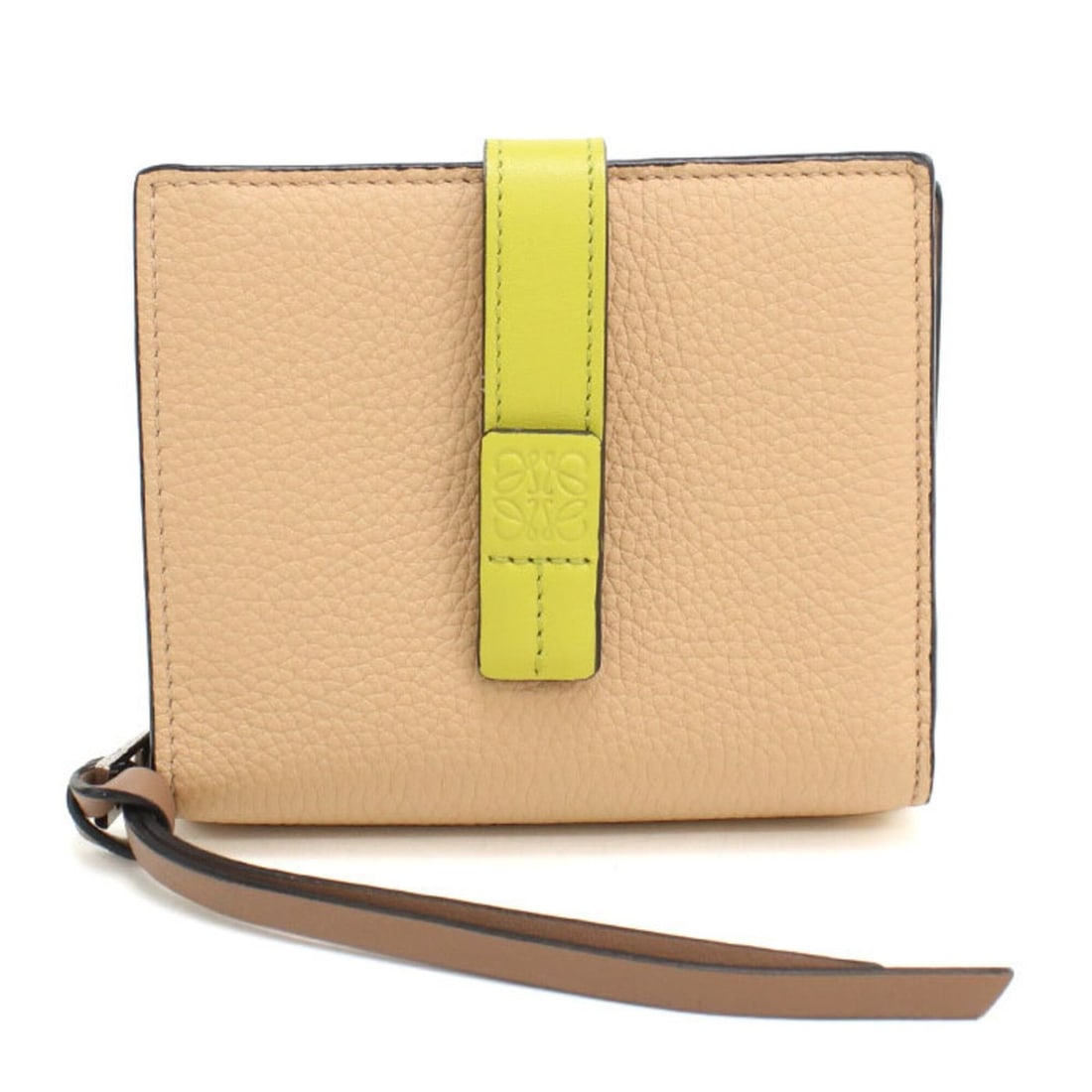 LOEWE (Loewe) Bi-fold Wallet, Compact Zip Anagram, Women's, Beige: --- Catalog ---Category: SizeSize (HxWxD): 9.5cm x 11cm x 2.5cm / 3.74'' x 4.33'' x 0.98''Category: DesignType: Wallet (bi-fold)Color: BeigeGender: WomenCategory: GeneralBrand: LoeweCountry of Origin: