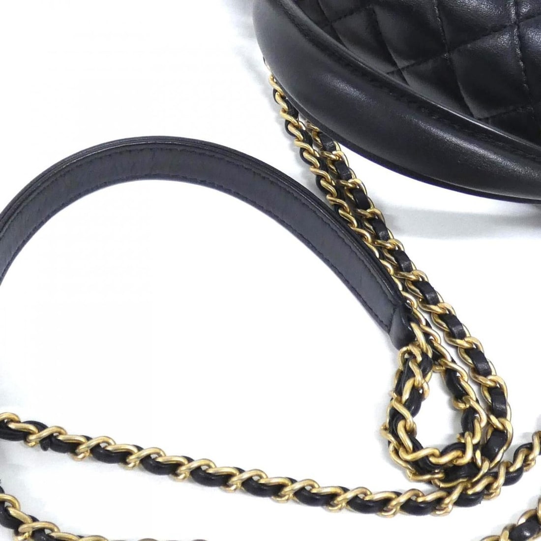 Chanel handbag - 4