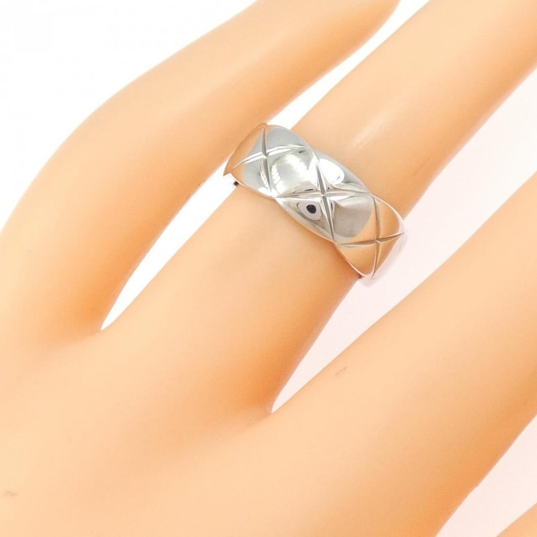Chanel Coco Crush Medium Ring - 4