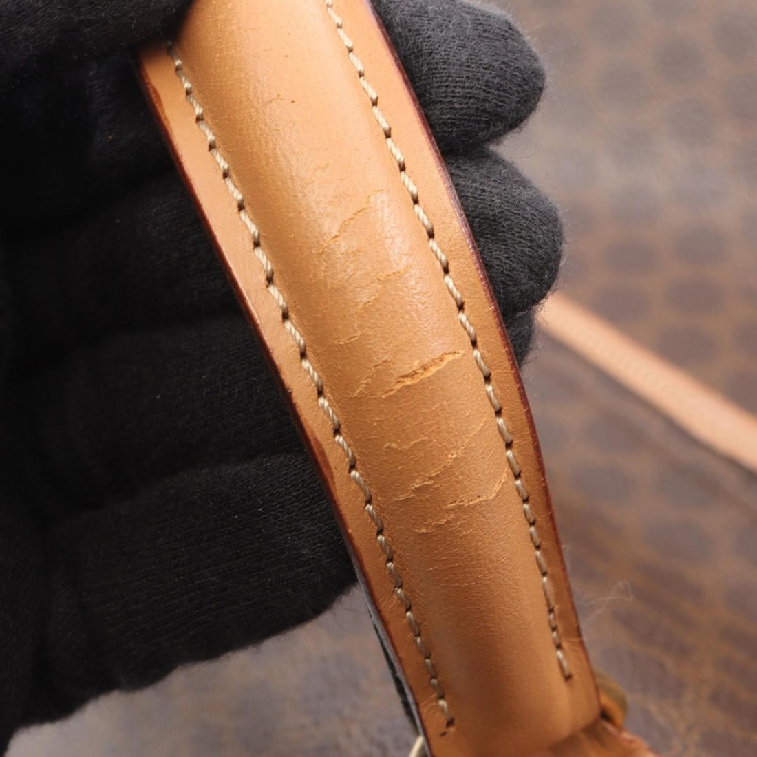 Cartier Three Gold Wedding Ring - 8