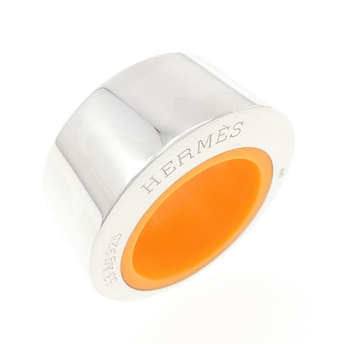 Hermes resin ring: --- Catalog ---Category: SizeUS Size: 6.5Brand Size: 53Category: DesignType: Band ringColor: SilverGender: WomenMaterial: Silver 925Category: GeneralBrand: Hermes--- Item List ---Section: ConditionRan