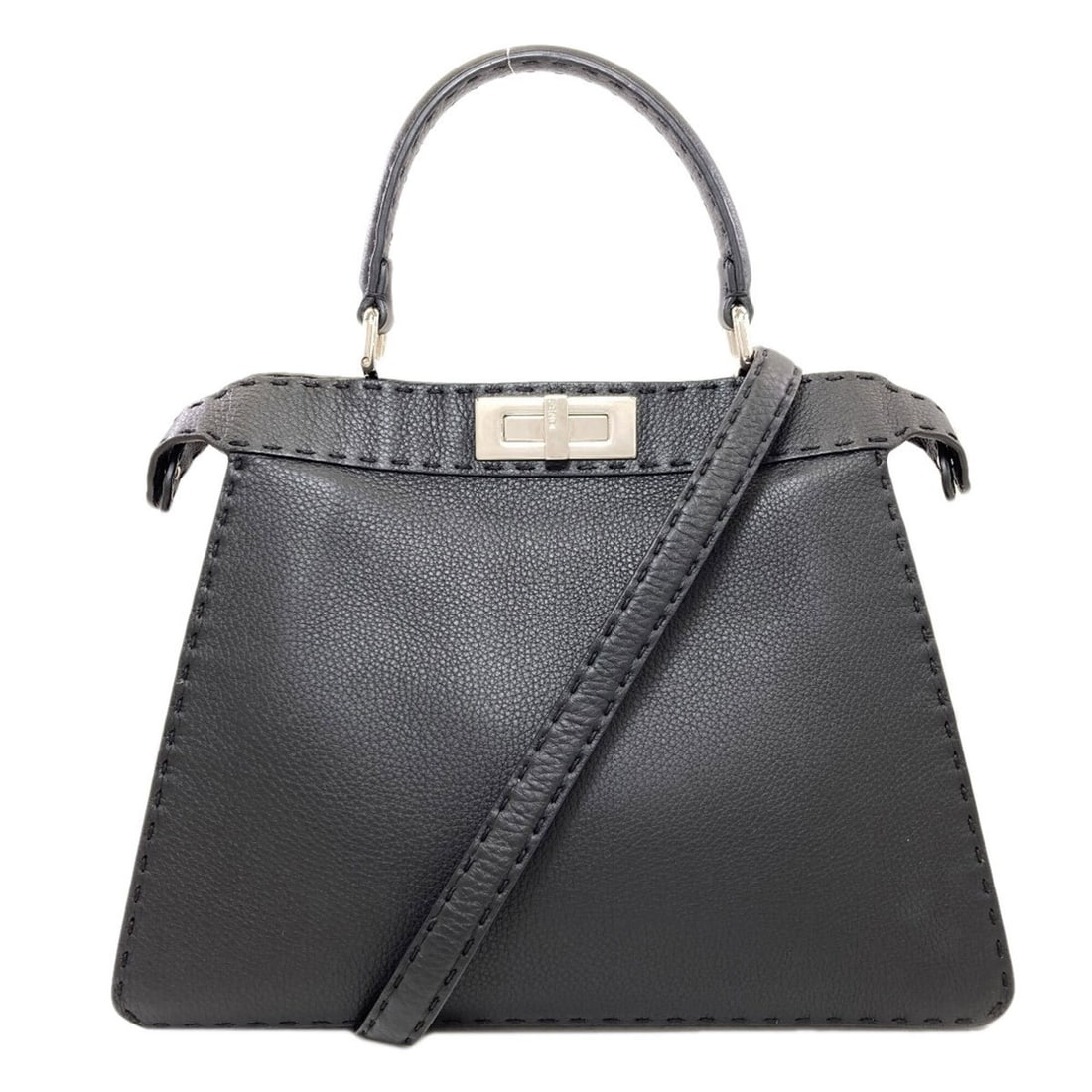 Fendi Peekaboo I.U. Selleria 2-Way Handbag, Calfskin, Women's FENDI: --- Catalog ---Category: SizeSize (HxWxD): 25.5cm x 33cm x 11cm / 10.03'' x 12.99'' x 4.33''Category: DesignType: HandbagColor: BlackGender: WomenMaterial: Leather Category: GeneralBrand: Fendi--- Ite