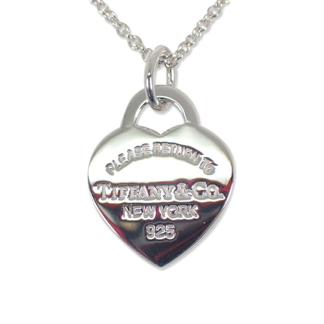 TIFFANY & Co. 925 Enamel Return to Tiffany Pink Heart Tag Pendant: --- Catalog ---Category: SizePendant Size: 19.7mm x 15.8mm / 0.77'' x 0.62''Neck Circumference: 42.5 cm / 16.73''Category: DesignGender: WomenMaterial: Enamel, Sterling silver 925Necklace Type: Neckla