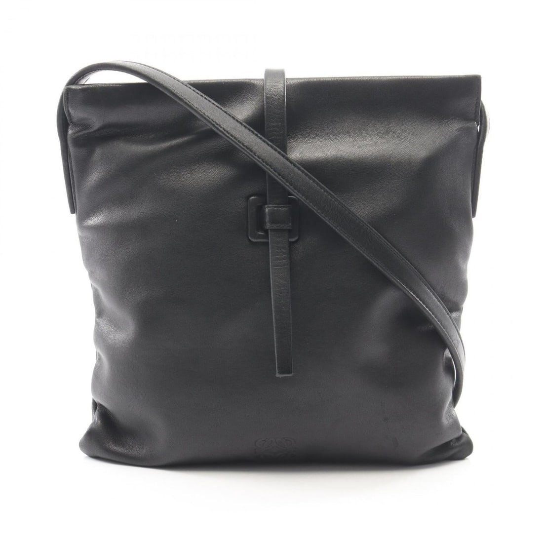 Loewe Anagram Shoulder Bag Handbag Leather Women's Black: --- Catalog ---Category: SizeSize (HxWxD): 28cm x 27cm x 1cm / 11.02'' x 10.62'' x 0.39''Category: DesignType: Handbag, Shoulder bagColor: BlackGender: WomenMaterial: Leather Category: GeneralBrand: L