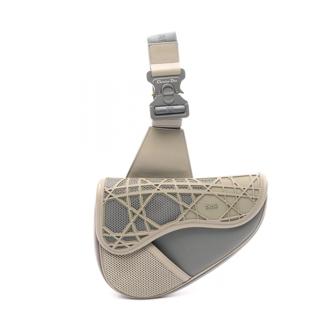 Christian Dior Dior Saddle Bag Waist Body Handbag Nylon Leather Rubber Men's Blue/Beige: --- Catalog ---Category: SizeSize (HxWxD): 18cm x 26cm x 3.5cm / 7.08'' x 10.23'' x 1.37''Category: DesignType: Fanny pack, Handbag, Saddle bagColor: Beige, BlueGender: MenMaterial: Nylon , Leather , 