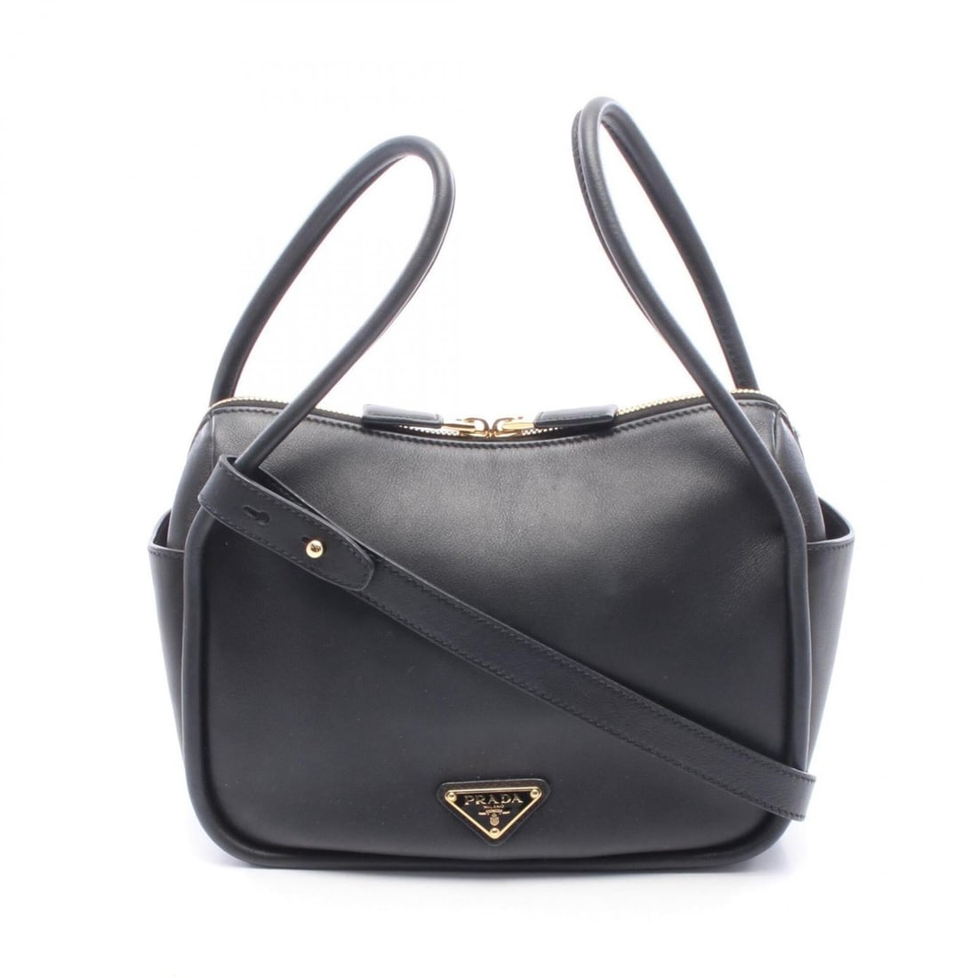 Prada Darling Shoulder Bag Handbag Leather Women's Black 1BA4512CYSF0002: --- Catalog ---Category: SizeSize (HxWxD): 19cm x 26cm x 12cm / 7.48'' x 10.23'' x 4.72''Category: DesignType: Handbag, Shoulder bagColor: BlackGender: WomenMaterial: Leather Category: GeneralMPN: 1BA