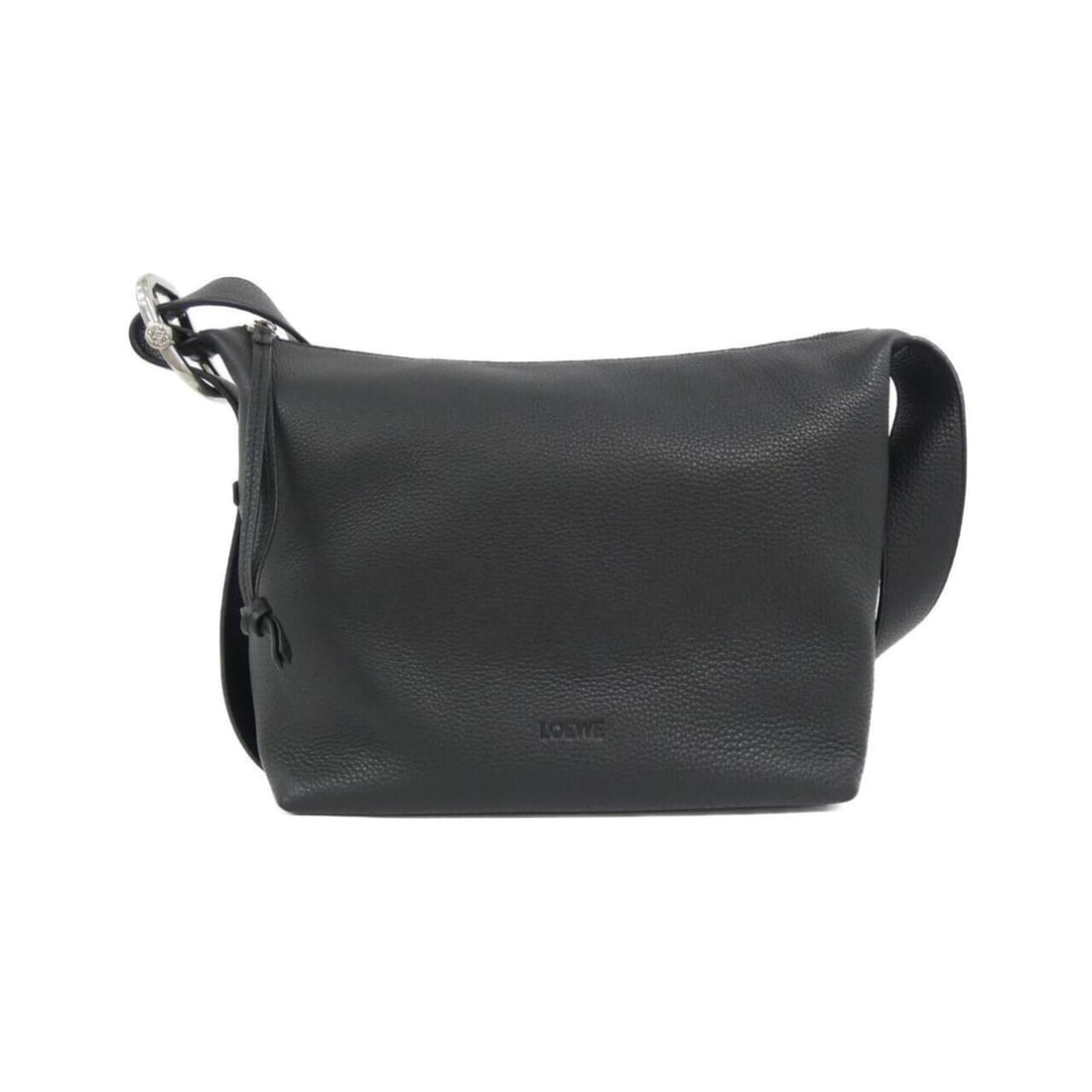 Loewe Loop Hobo Medium BB22CMDX01 Shoulder Bag: --- Catalog ---Category: SizeSize (HxWxD): 23cm x 26cm x 14cm / 9.05'' x 10.23'' x 5.51''Category: DesignType: Shoulder bagColor: BlackGender: WomenMaterial: Leather Leather/Fur Type: CalfskinCategory