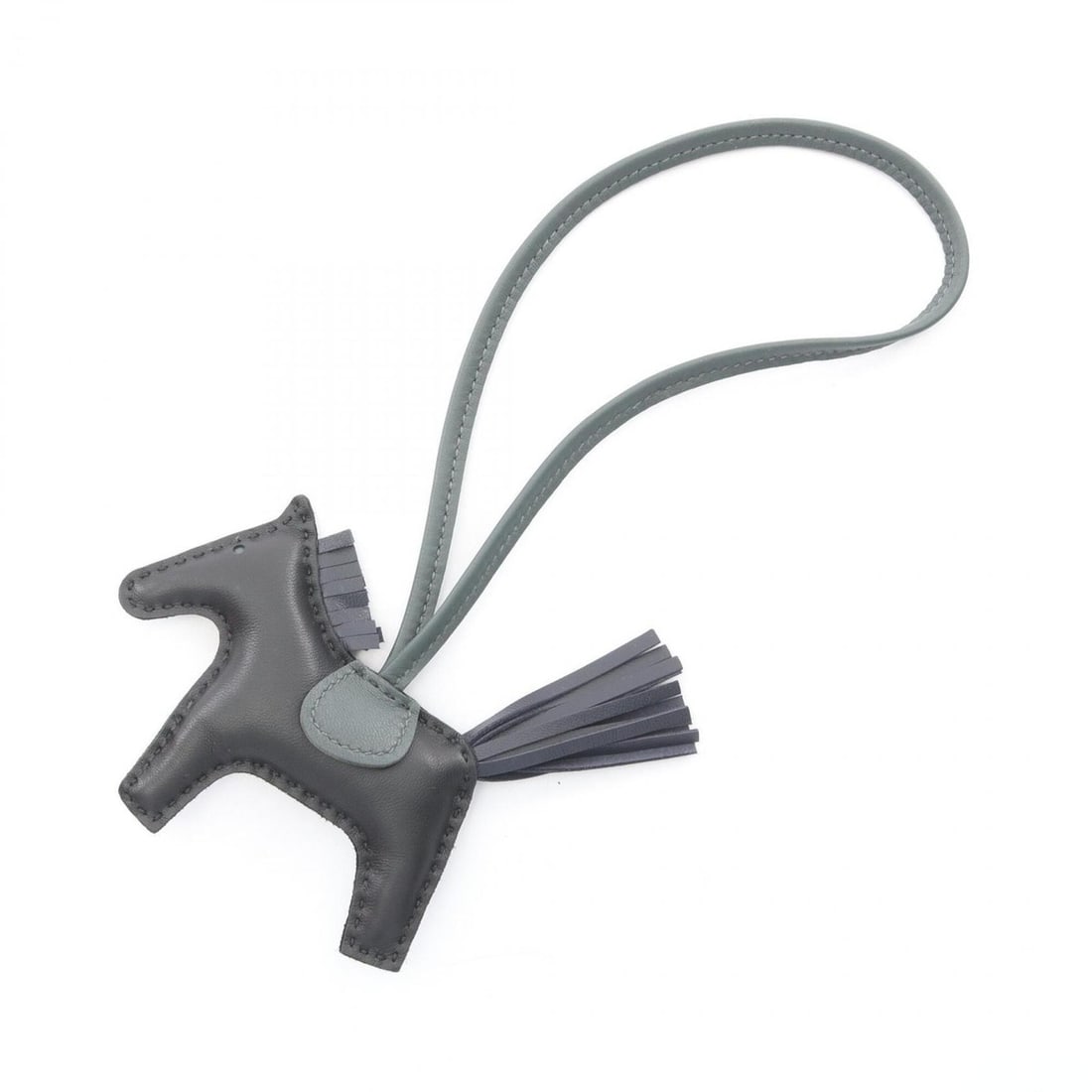 Hermes Rodeo PM Vert Mangrove Blue Nuit Charm Accessory Agneau Milo Women's Black Green Navy: --- Catalog ---Category: DesignType: Handbag charmColor: Black, Green, NavyGender: WomenMaterial: Agneau MiloCategory: GeneralBrand: Hermes--- Item List ---Section: ConditionRanking: Rank NS Never use