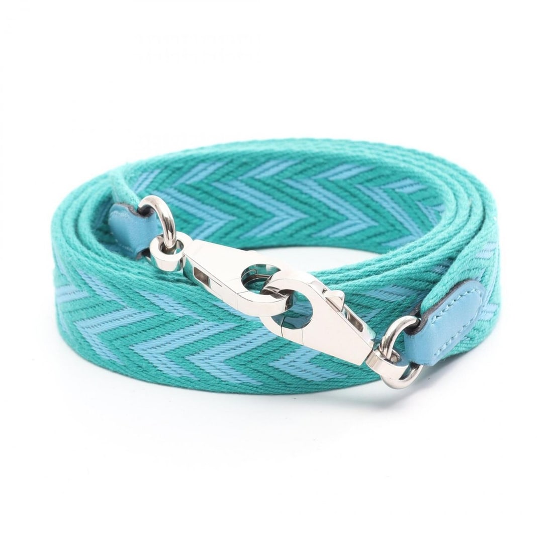 Hermes Bandoulière Sangle Zigzag Vert Veron Blue Nord Shoulder Strap Accessory, Toile Veau Swift: --- Catalog ---Category: SizeSize (HxWxD): 114cm x 2.5cm / 44.88'' x 0.98''Category: DesignType: StrapColor: Blue, GreenGender: WomenMaterial: Swift leatherCategory: GeneralBrand: Hermes--- Item List 