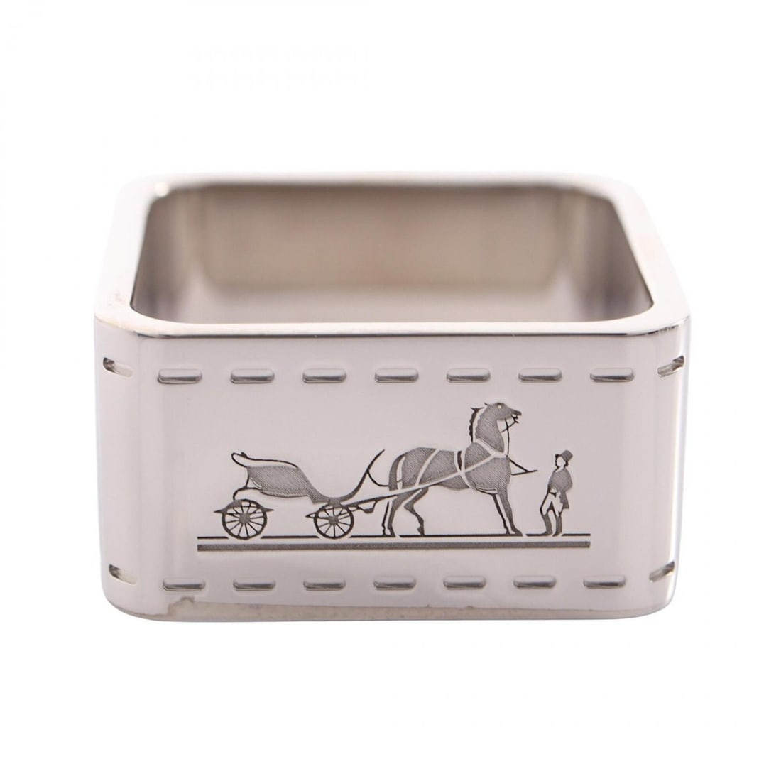 Hermes scarf ring, size 90, Bolduc, metal accessory, women's, silver tone.: --- Catalog ---Category: DesignType: Scarf ringColor: SilverGender: WomenMaterial: Metal Category: GeneralBrand: HermesCategory: Physical PropertiesSize (HxWxD): 1.2cm x 2.3cm / 0.47'' x 0.9''--- Item