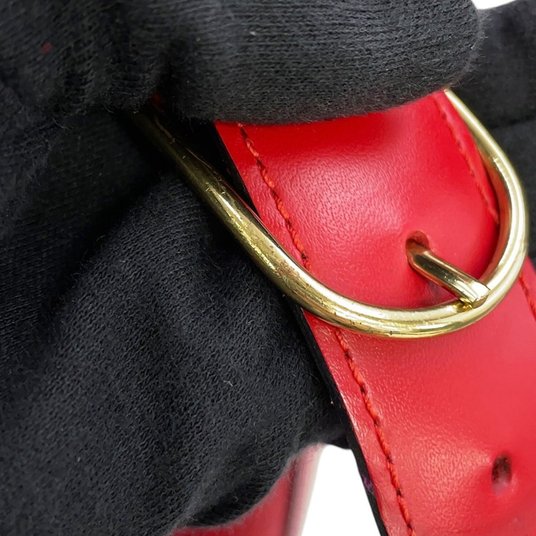 Cartier Love Ring - 14