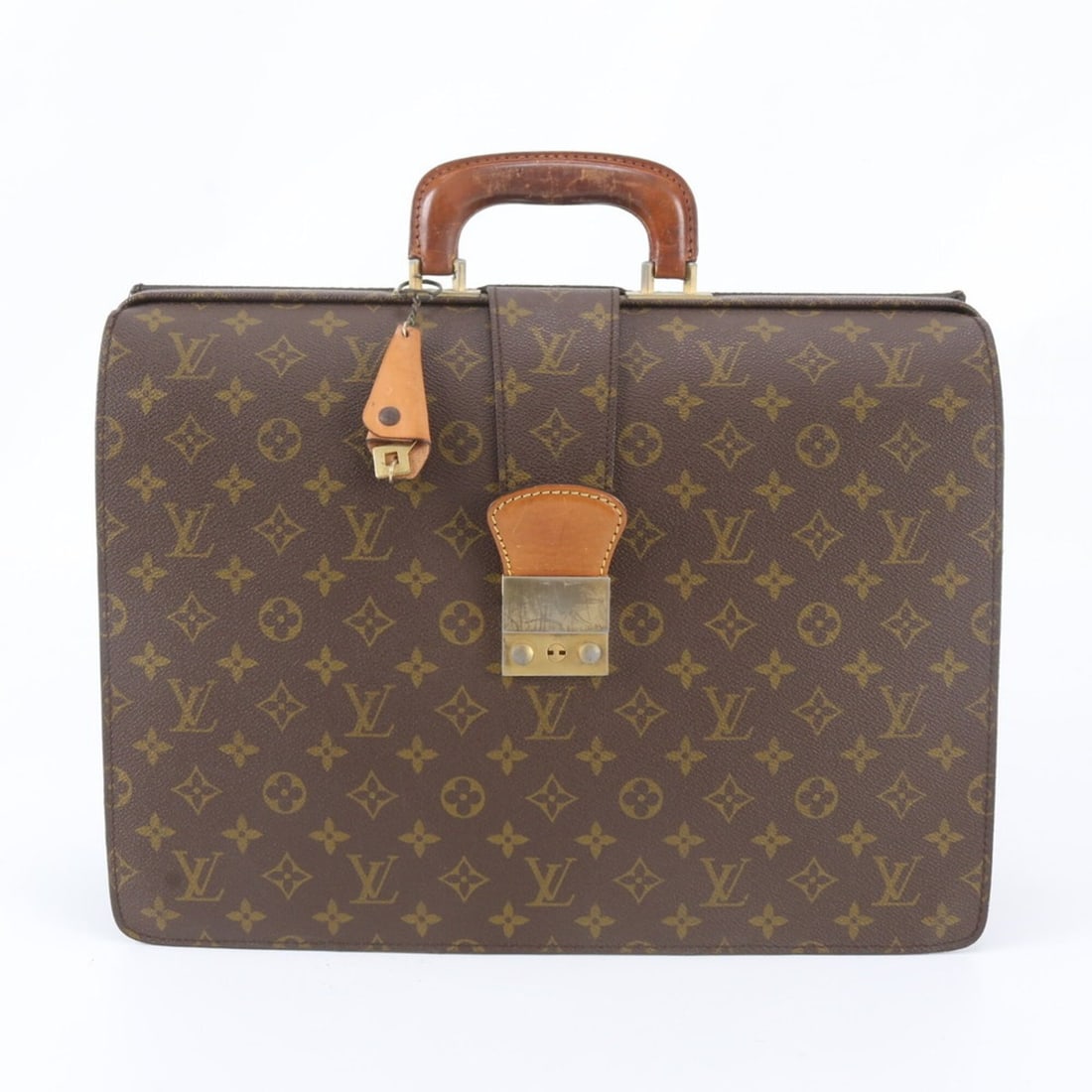 Louis Vuitton Monogram Serviette Fermoire M53305 Leather Handbag Tote Bag for Men: --- Catalog ---Category: SizeSize (HxWxD): 28cm x 40cm x 11cm / 11.02'' x 15.74'' x 4.33''Category: DesignType: Briefcase, Tote bagColor: BrownGender: MenMaterial: Leather , Coated canvas Category: Ge
