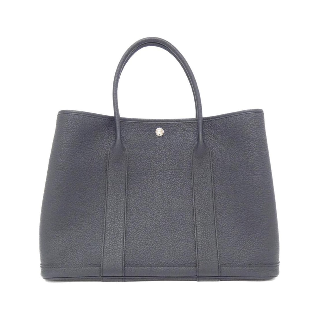 Hermes Garden Party 36cm 051559CK Handbag: --- Catalog ---Category: SizeSize (HxWxD): 26cm x 36cm x 18cm / 10.23'' x 14.17'' x 7.08''Category: DesignType: HandbagColor: Blue indigoGender: Women,MenMaterial: Negonda leather Hardware Color: Silv