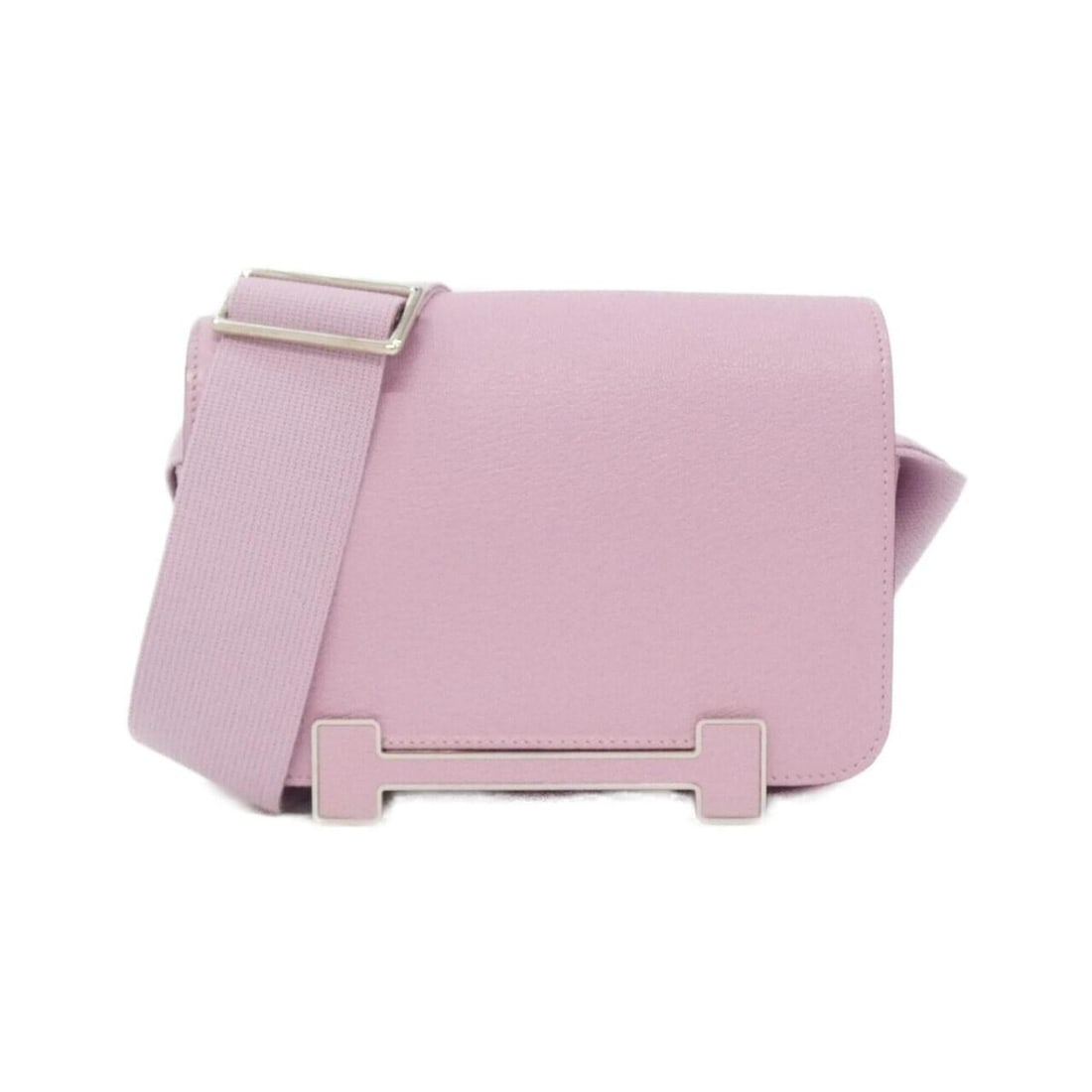 Hermes Geta 083052CK Shoulder Bag: --- Catalog ---Category: SizeSize (HxWxD): 13cm x 20.5cm x 6.5cm / 5.11'' x 8.07'' x 2.55''Category: DesignType: Shoulder bagColor: PinkGender: WomenMaterial: Chevre leather Hardware Color: SilverCate