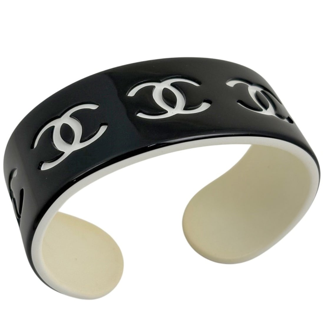 Chanel Coco Mark Bangle Bracelet, Plastic, Black, Women's: --- Catalog ---Category: SizeLength: 14.5cm / 5.7''Category: DesignType: BangleColor: BlackGender: WomenMaterial: PlasticCategory: GeneralBrand: Chanel--- Item List ---Section: ConditionRanking: Rank 
