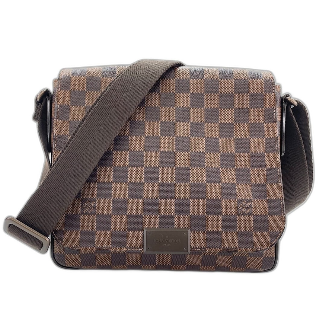 Louis Vuitton District PM Shoulder Bag, Brown: --- Catalog ---Category: SizeSize (HxWxD): 23cm x 24cm x 6cm / 9.05'' x 9.44'' x 2.36''Category: DesignType: Shoulder bagColor: BrownGender: MenCategory: GeneralBrand: Louis Vuitton--- Item List