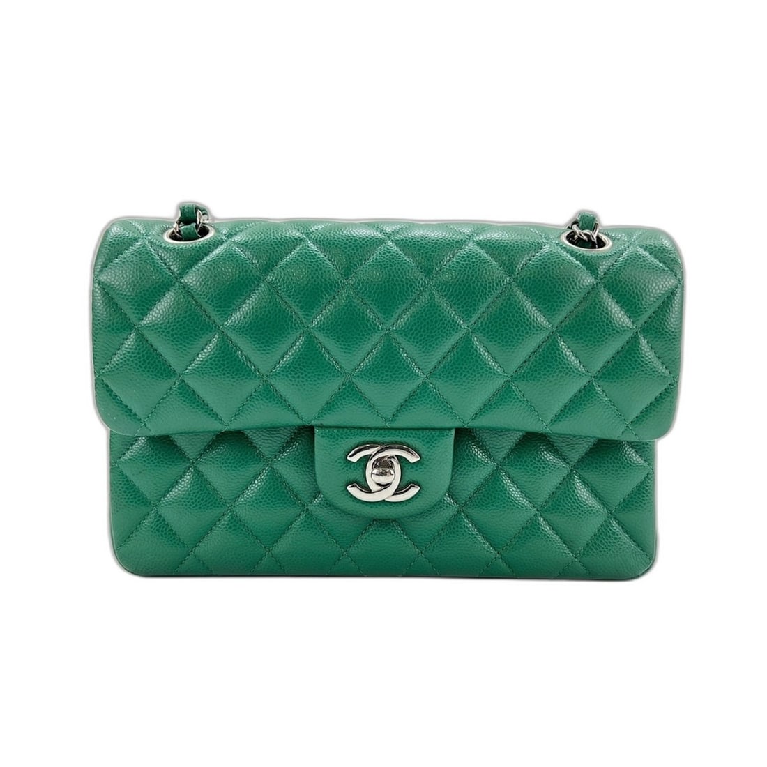 Chanel Matelassé Double Flap Shoulder Bag, Green: --- Catalog ---Category: SizeSize (HxWxD): 15cm x 23cm x 6cm / 5.9'' x 9.05'' x 2.36''Category: DesignType: Shoulder bagColor: GreenGender: WomenCategory: GeneralLine: MatelasseBrand: Chanel--- Item L