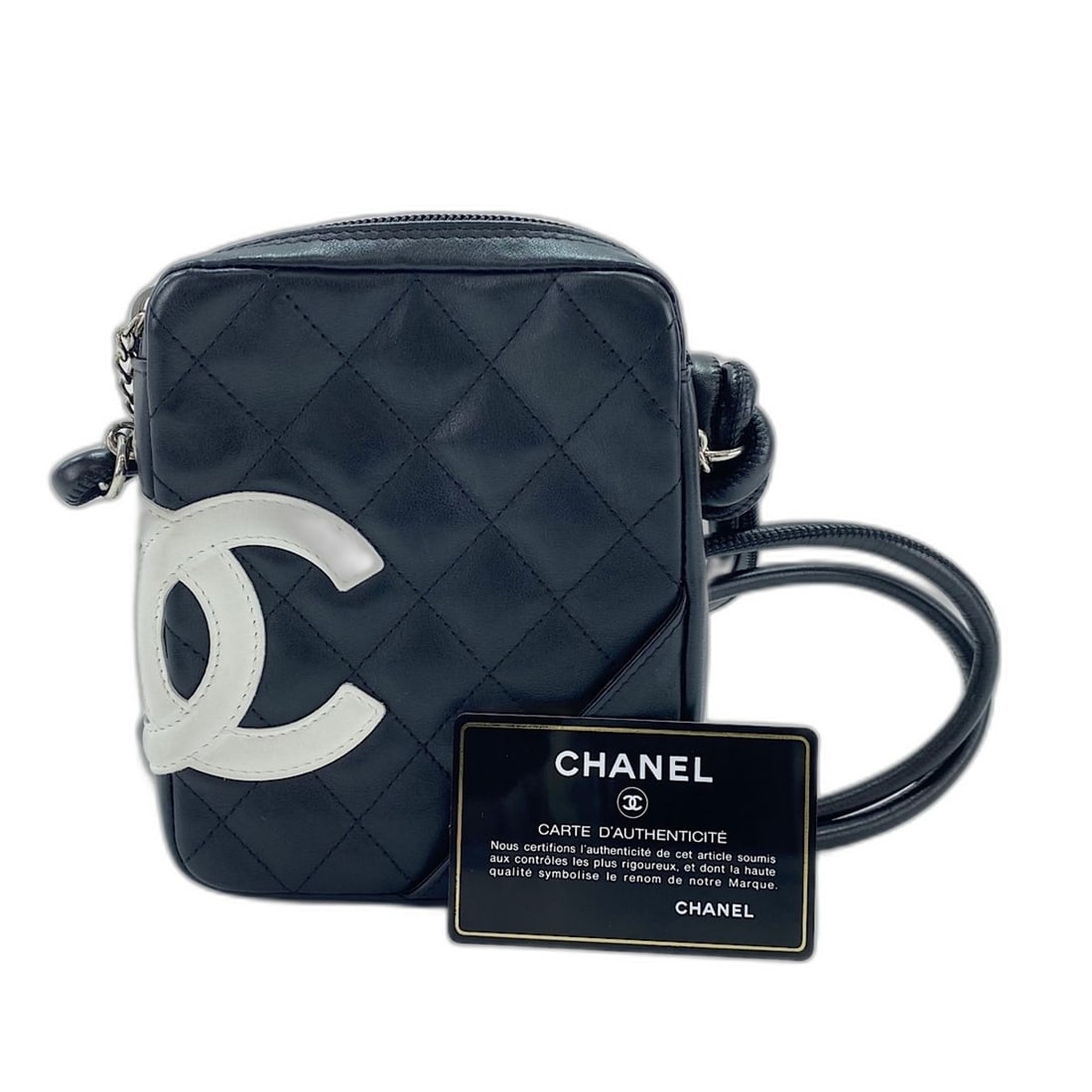 Chanel Cambon Line Small Shoulder Bag, Lambskin, Black: --- Catalog ---Category: SizeSize (HxWxD): 15cm x 13cm x 3cm / 5.9'' x 5.11'' x 1.18''Strap Length: 122cm / 48.03''Category: DesignType: Shoulder bagColor: BlackGender: WomenMaterial: Leather Leather/