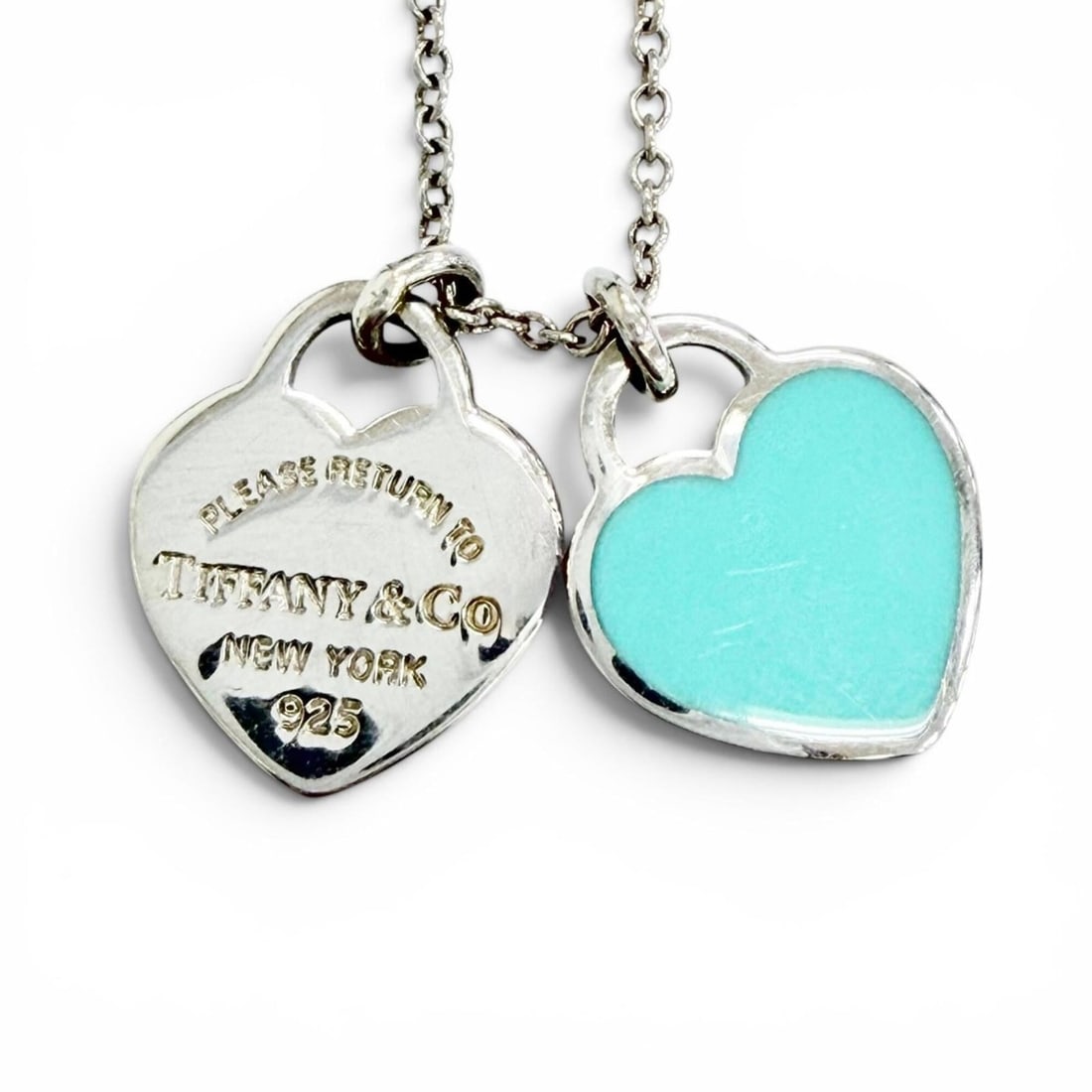 TIFFANY&Co. Tiffany Return to Mini Double Heart Tag Pendant Necklace AG925 Silver Blue Weight 2.51g: --- Catalog ---Category: SizePendant Size: 11mm x 10mm / 0.43'' x 0.39''Neck Circumference: 40.5 cm / 15.94''Category: DesignColor: Blue, SilverGender: WomenMaterial: Silver 925Necklace Type: Necklace