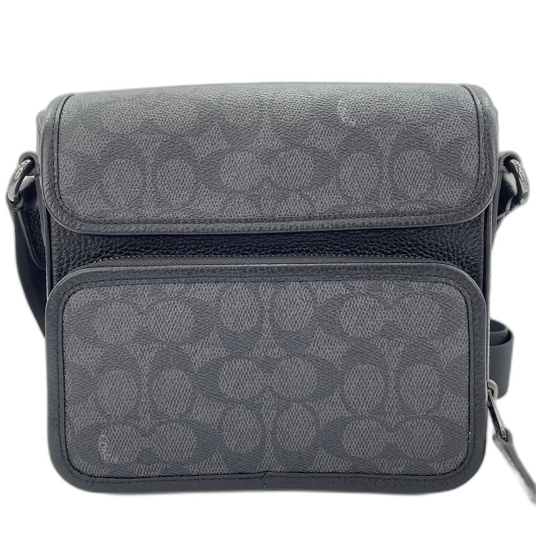 Coach Sullivan Flap Crossbody Bag Signature Shoulder Black: --- Catalog ---Category: SizeSize (HxWxD): 18cm x 21cm x 9cm / 7.08'' x 8.26'' x 3.54''Category: DesignType: Shoulder bagColor: BlackGender: WomenMaterial: Signature line Category: GeneralBrand: Coach