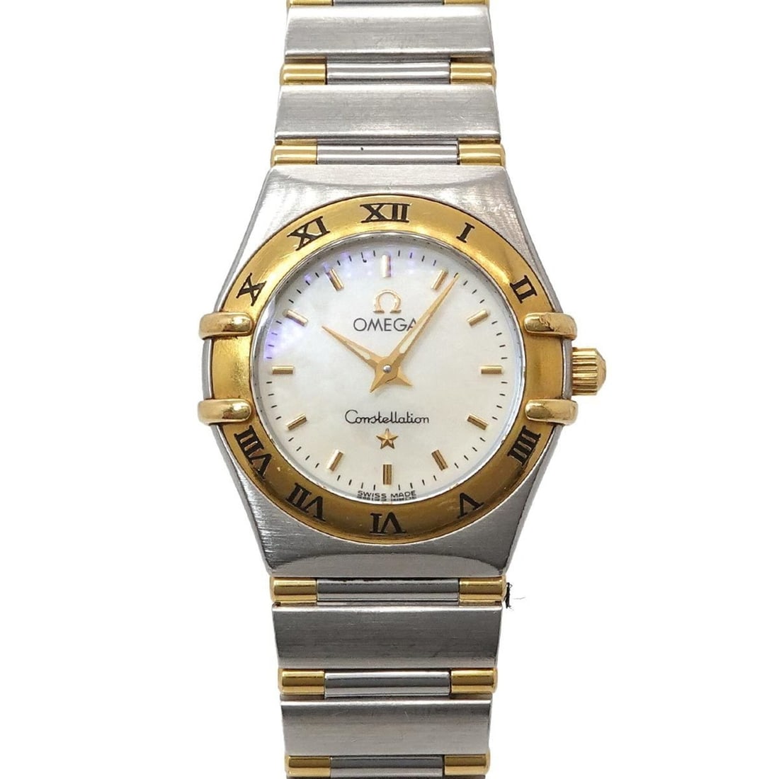 Omega Constellation Mini Combination 1362 70 Ladies' Watch White Shell YG Yellow Gold Quartz: --- Catalog ---Category: SizeWrist Size: 16cm / 6.29''Case Diameter: 22mm / 0.87''Category: DesignType: WristwatchGender: WomenColor (Dial): White shellMaterial (Band): Stainless steel, Yellow goldMat