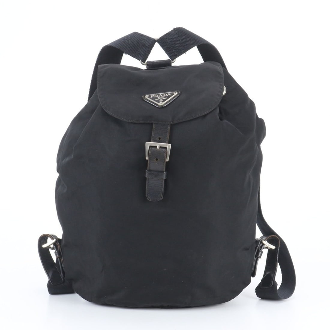 Prada Tessuto Nylon Triangle Logo Leather Backpack Handbag Black Women's: --- Catalog ---Category: SizeSize (HxWxD): 30cm x 25cm x 13cm / 11.81'' x 9.84'' x 5.11''Category: DesignType: BackpackColor: BlackGender: WomenMaterial: Nylon , Leather Category: GeneralBrand: PradaC
