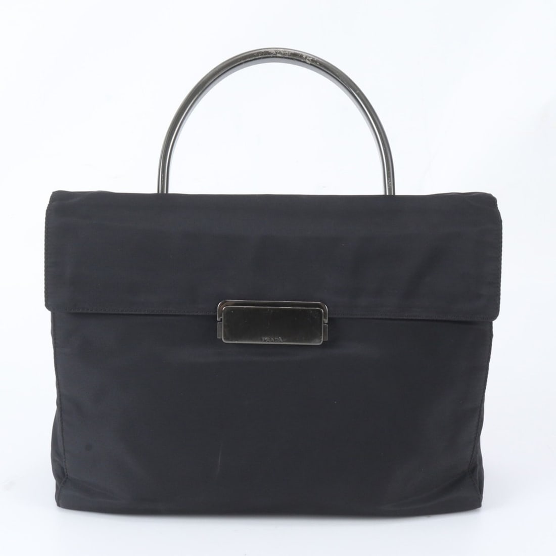 Prada Tessuto Nylon Handbag, Black, Brand Name, Women's: --- Catalog ---Category: SizeSize (HxWxD): 25cm x 30cm x 7cm / 9.84'' x 11.81'' x 2.75''Category: DesignType: HandbagColor: BlackGender: WomenCategory: GeneralBrand: PradaCountry of Origin: Italy--- I