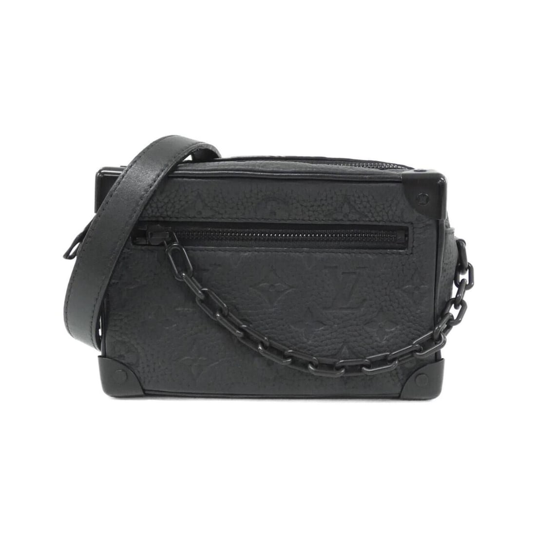 Louis Vuitton Taurillon Monogram Mini Soft Trunk M55702 Shoulder Bag: --- Catalog ---Category: SizeSize (HxWxD): 13cm x 18cm x 8cm / 5.11'' x 7.08'' x 3.14''Category: DesignType: Shoulder bagColor: BlackGender: MenMaterial: Leather Leather/Fur Type: Calf leatherCategory