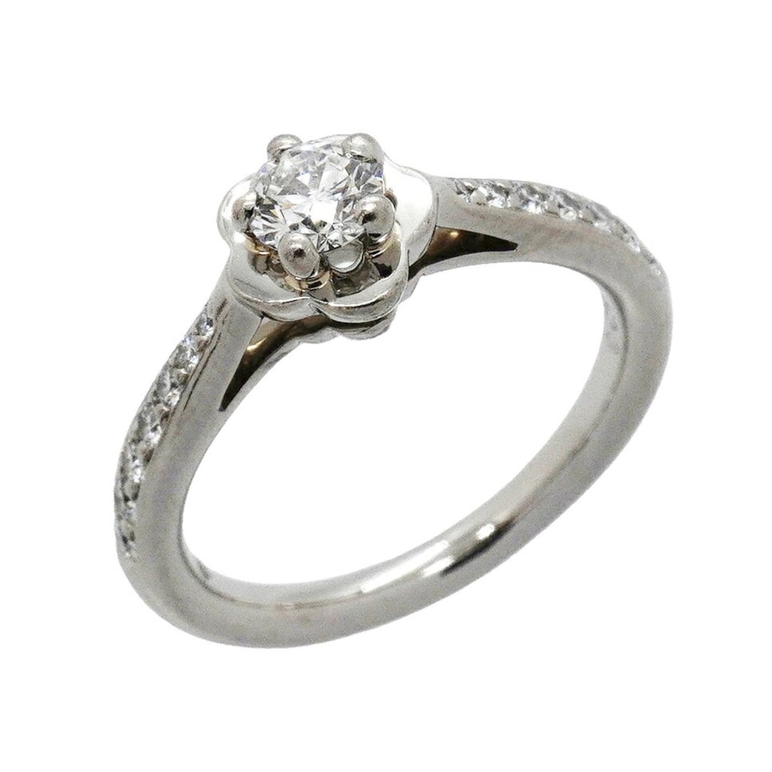 Chanel Camellia Ring, Pt950 Platinum, Diamond, Size 49, Women's: --- Catalog ---Category: SizeUS Size: 5Brand Size: 49Category: DesignType: Band ringStone: DiamondGender: WomenMaterial: Platinum 950Category: GeneralBrand: Chanel--- Item List ---Section: ConditionRa