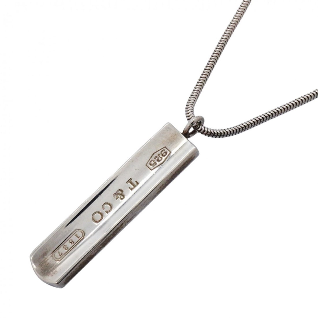 Tiffany & Co. Narrow Bar Necklace, Sterling Silver 925, Women's: --- Catalog ---Category: SizePendant Size: 41mm x 8.4mm / 1.61'' x 0.33''Neck Circumference: 45.5 cm / 17.91''Category: DesignGender: WomenMaterial: Silver 925Necklace Type: NecklaceCategory: GeneralB
