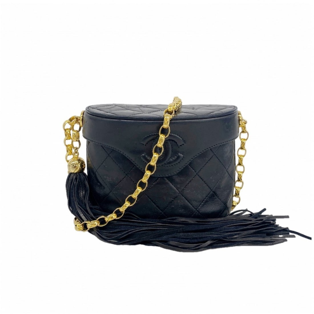Chanel Matelassé Shoulder Bag with Chain Strap, Lambskin, Black, Women's, P3195657: --- Catalog ---Category: SizeSize (HxWxD): 12cm x 16cm x 7cm / 4.72'' x 6.29'' x 2.75''Category: DesignType: Shoulder bagColor: BlackGender: WomenMaterial: Leather Hardware Color: GoldLeather/Fur Type