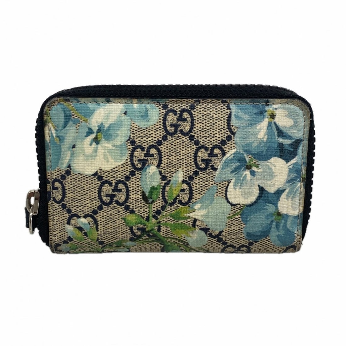 Gucci GG Blooms Wallet/Coin Case 546354 Navy Blue Women's P3189830: --- Catalog ---Category: SizeSize (HxWxD): 7.5cm x 12cm x 2cm / 2.95'' x 4.72'' x 0.78''Category: DesignType: Coin purse/coin caseColor: Blue, NavyGender: WomenMaterial: PVC Category: GeneralMPN: 5463