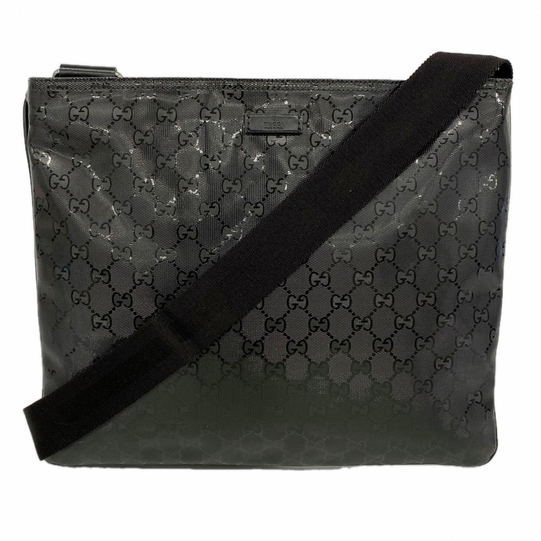 Gucci GG Imprime Shoulder Bag 201446 Black Men's: --- Catalog ---Category: SizeSize (HxWxD): 29.5cm x 35cm x 1cm / 11.61'' x 13.77'' x 0.39''Category: DesignType: Shoulder bagColor: BlackGender: MenMaterial: PVC Hardware Color: SilverCategory: Genera